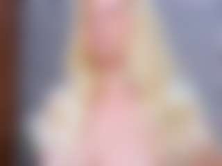 Cuteblondeme's Live Sex Cam Show