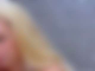 Cuteblondeme's Live Sex Cam Show