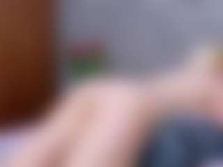 Cuteblondeme's Live Sex Cam Show