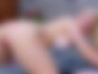 Cuteblondeme's Live Sex Cam Show