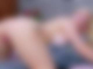 Cuteblondeme's Live Sex Cam Show