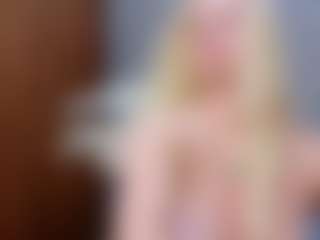 Cuteblondeme's Live Sex Cam Show