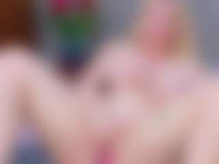 Cuteblondeme's Live Sex Cam Show
