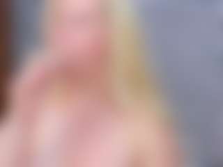 Cuteblondeme's Live Sex Cam Show