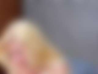 Cuteblondeme's Live Sex Cam Show