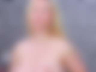 Cuteblondeme's Live Sex Cam Show
