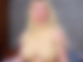Cuteblondeme's Live Sex Cam Show