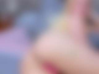 Cuteblondeme's Live Sex Cam Show