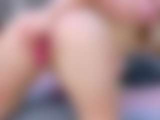 Live cam show with Cuteblondeme - Blowjob on Camming Site
