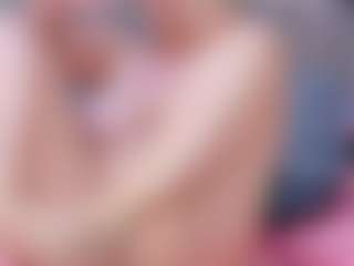 Cuteblondeme's Live Sex Cam Show