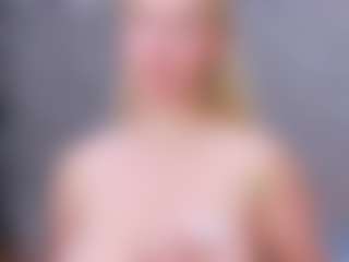 Cuteblondeme's Live Sex Cam Show