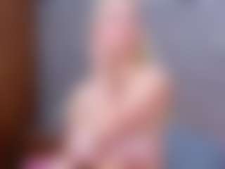 Cuteblondeme's Live Sex Cam Show