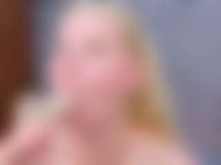 Cuteblondeme's Live Sex Cam Show