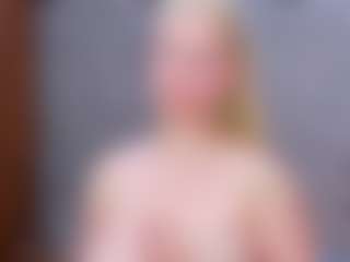 Cuteblondeme's Live Sex Cam Show