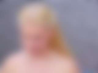 Cuteblondeme's Live Sex Cam Show