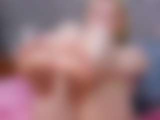 Cuteblondeme's Live Sex Cam Show