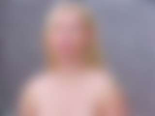 Cuteblondeme's Live Sex Cam Show