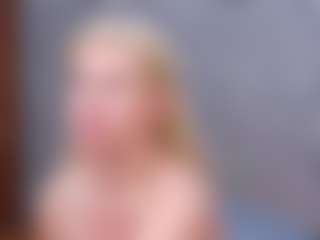 Cuteblondeme's Live Sex Cam Show
