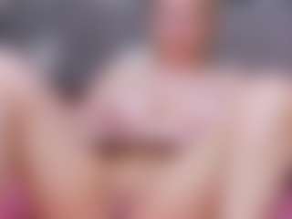 Cuteblondeme's Live Sex Cam Show