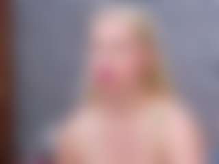 Cuteblondeme's Live Sex Cam Show