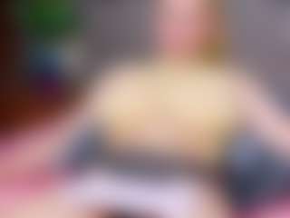 Live cam show with Cuteblondeme - Drinking on Camsoda