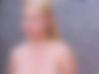 Cuteblondeme's Live Sex Cam Show
