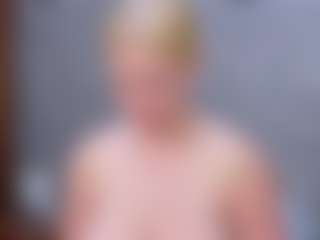 Cuteblondeme's Live Sex Cam Show