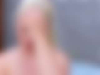 Cuteblondemeのライブセックスチャットショー