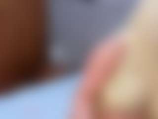 Cuteblondeme's Live Sex Cam Show