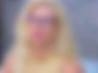 Cuteblondeme's Live Sex Cam Show