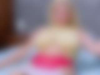 Cuteblondeme's Live Sex Cam Show