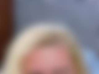 Cuteblondeme's Live Sex Cam Show