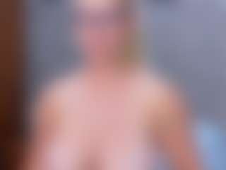 Cuteblondeme's Live Sex Cam Show
