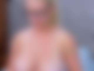 Cuteblondeme's Live Sex Cam Show