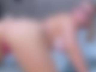 Cuteblondeme's Live Sex Cam Show