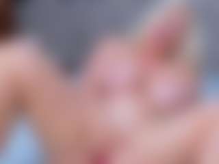 Cuteblondeme's Live Sex Cam Show