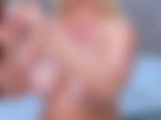 Cuteblondeme's Live Sex Cam Show