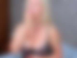 Cuteblondeme's Live Sex Cam Show