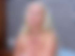 Cuteblondeme's Live Sex Cam Show