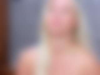 Cuteblondeme's Live Sex Cam Show