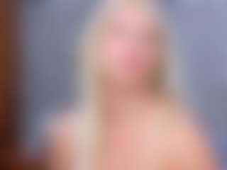Cuteblondeme's Live Sex Cam Show