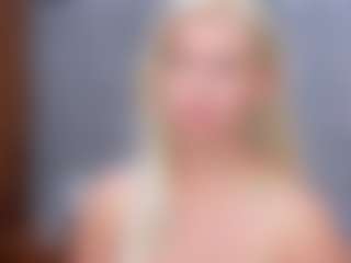 Cuteblondeme's Live Sex Cam Show