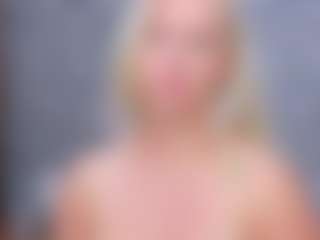 Cuteblondeme's Live Sex Cam Show