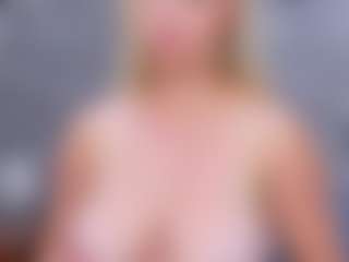 Cuteblondeme's Live Sex Cam Show
