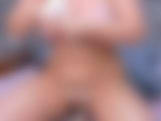 Cuteblondeme's Live Sex Cam Show