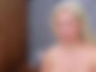 Cuteblondeme's Live Sex Cam Show