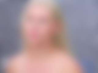 Cuteblondeme's Live Sex Cam Show