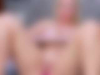 Cuteblondeme's Live Sex Cam Show