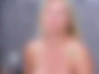 Cuteblondeme's Live Sex Cam Show