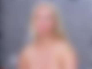 Cuteblondeme's Live Sex Cam Show